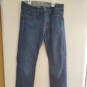 Men’s Calvin Klein Jeans size 31 low-rise slim with 32 inseam.
